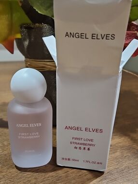 Angel Elves First Love Strawberry Scented